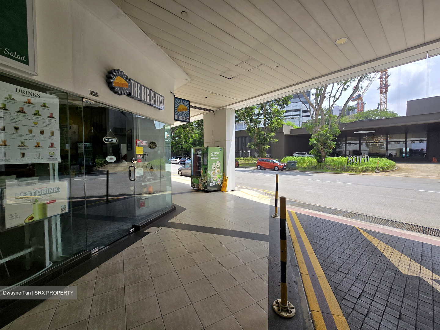 Sunshine Plaza (D7), Retail #597073081
